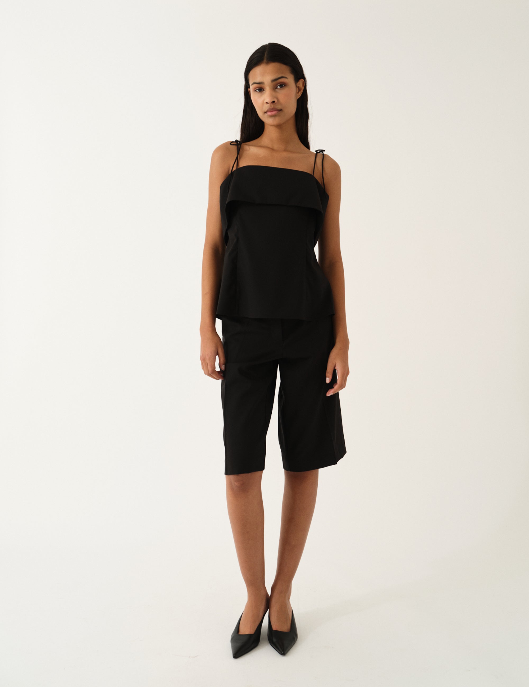 Grand Top Black 4 / Black