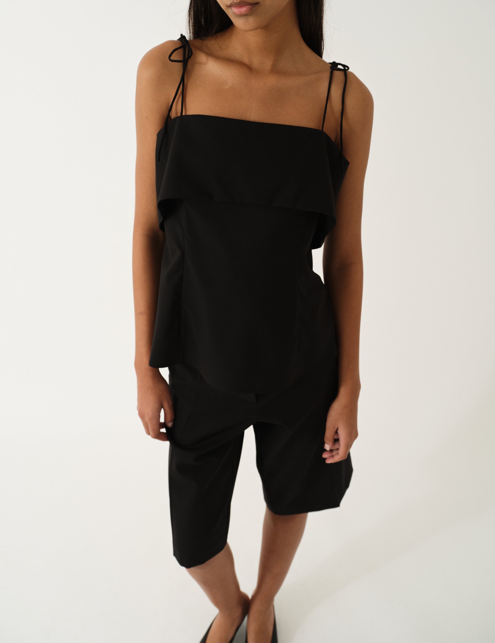 Grand Top Black 4 / Black