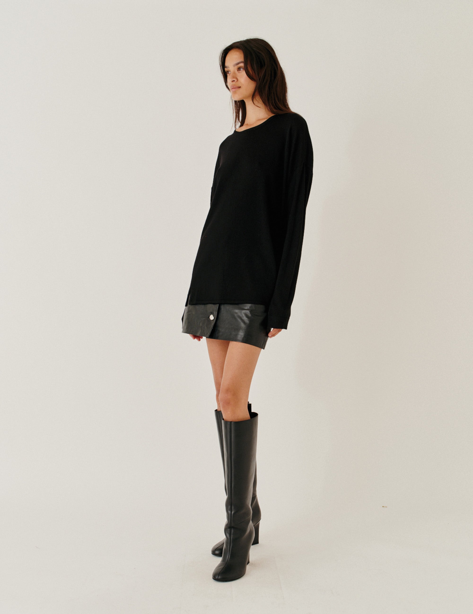 Soho Mini Button Skirt Black 4 / Black