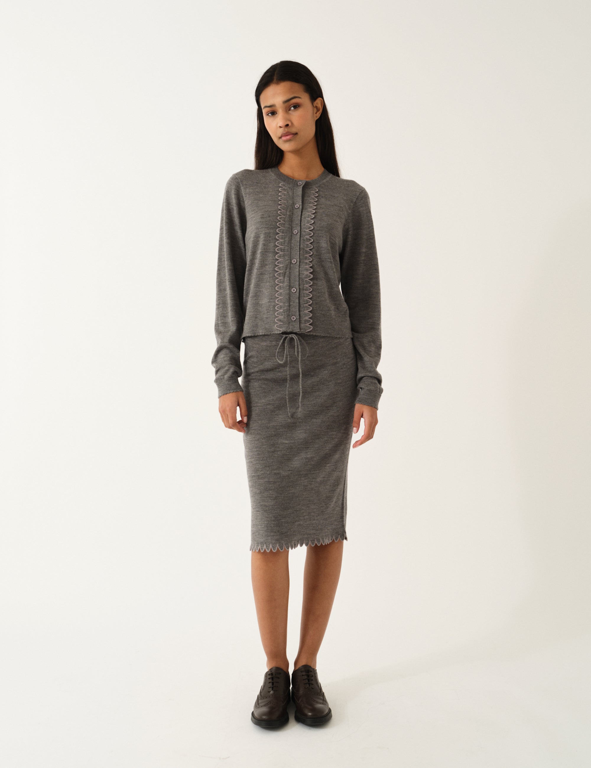 Bergen Scallop Mini Cardigan Navy 4 / Navy