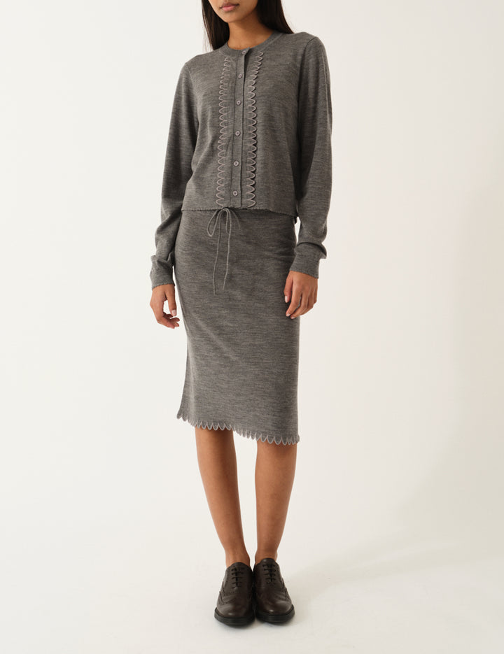 Bergen Scallop Slip Skirt Navy 4 / Navy