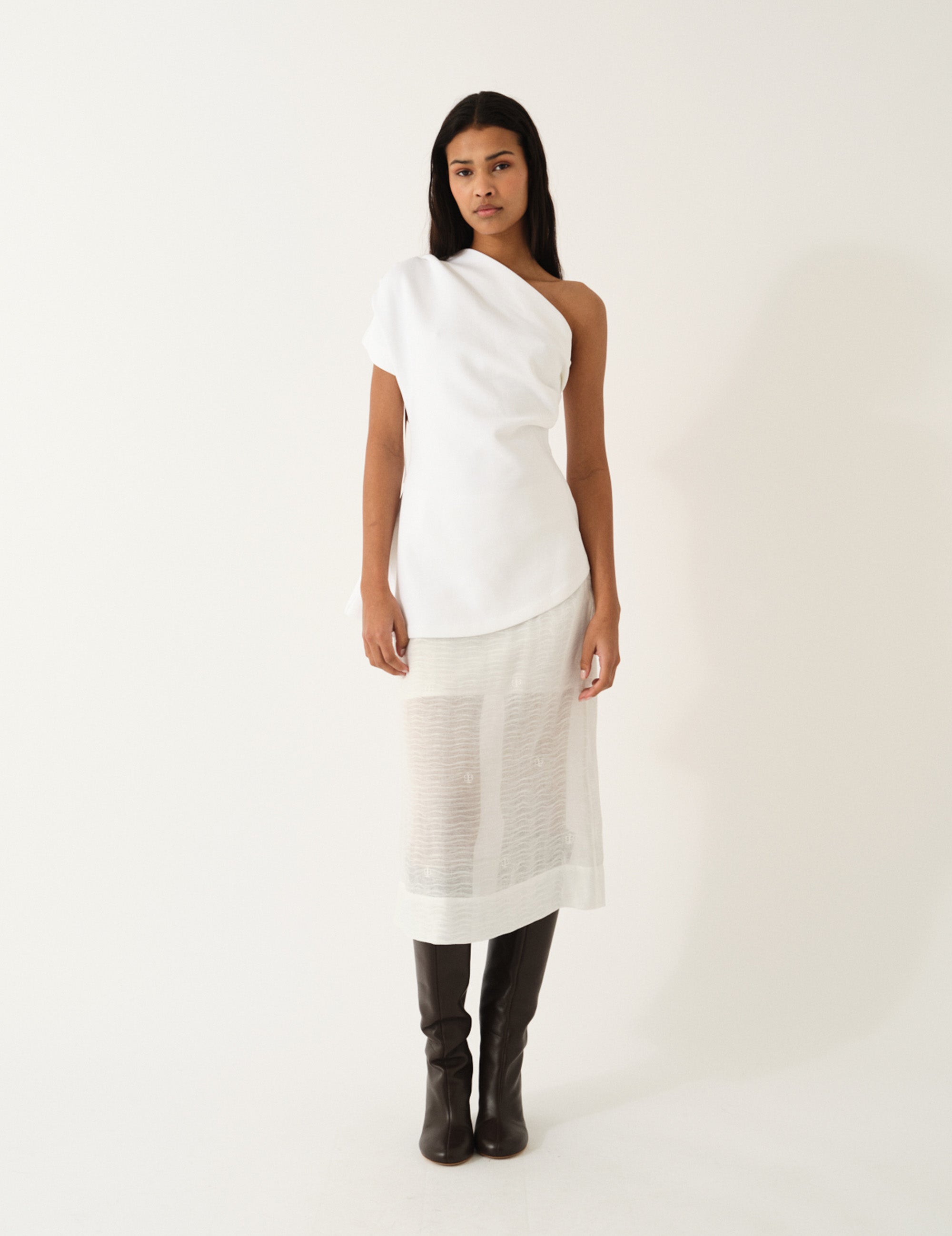 Glam Asymmetric Tee Cream 4 / Cream