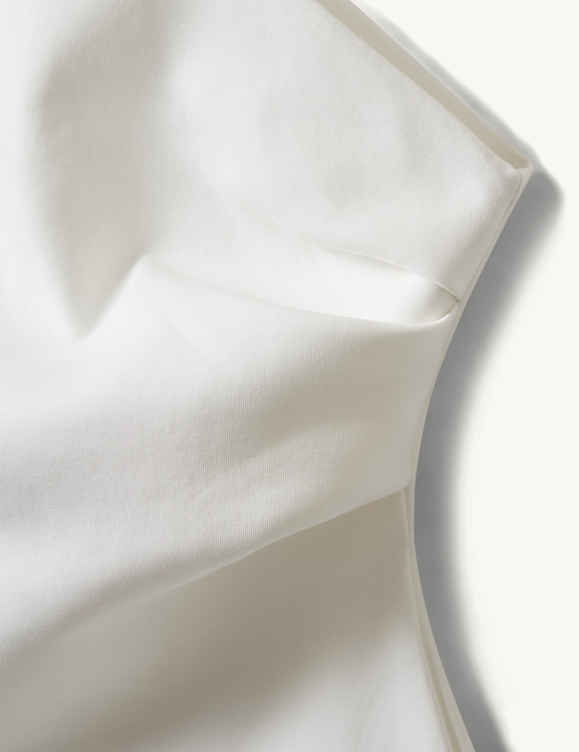 Glam Asymmetric Tee Cream 4 / Cream