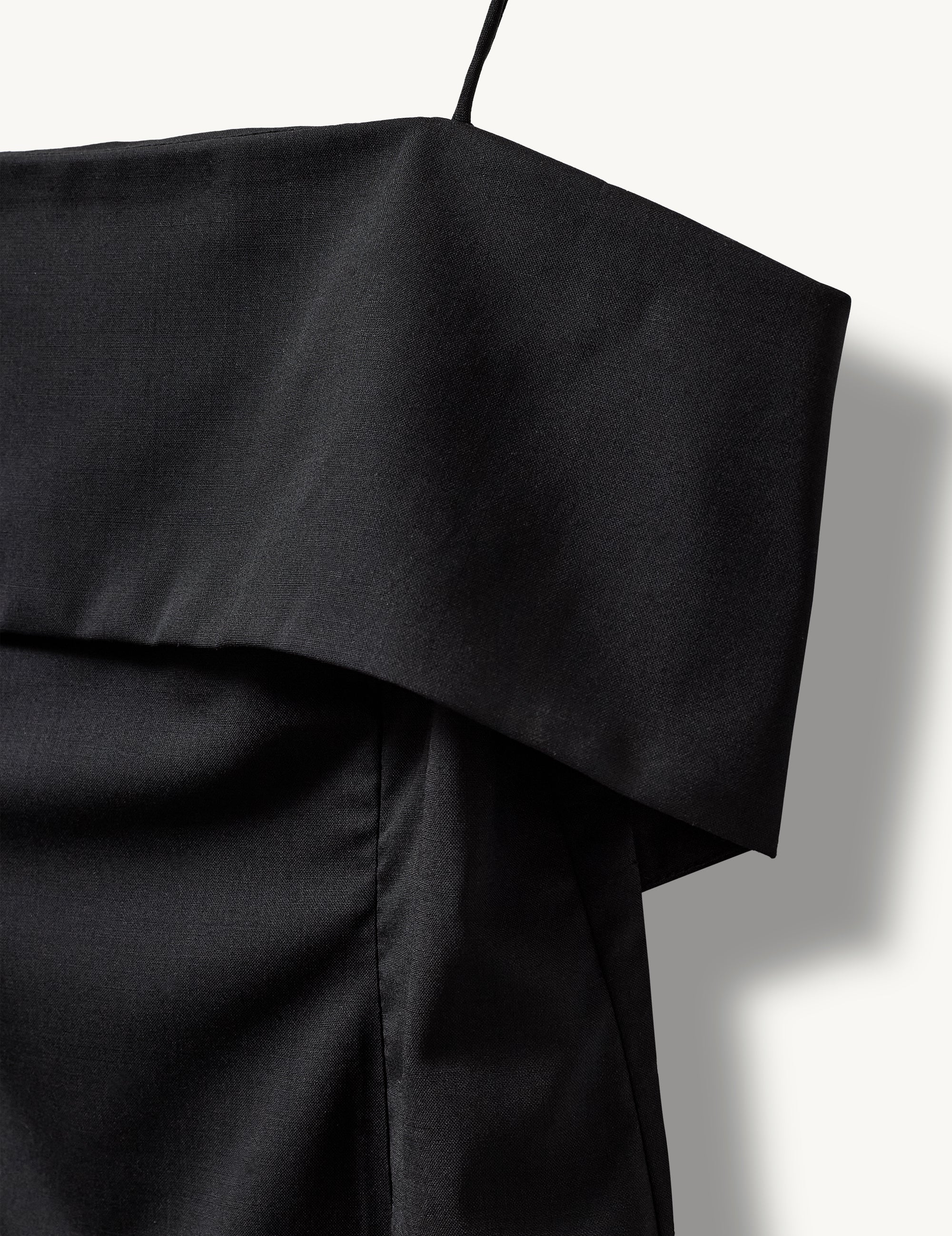 Grand Top Black 4 / Black