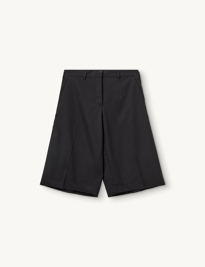 Grand Shorts Black 4 / Black